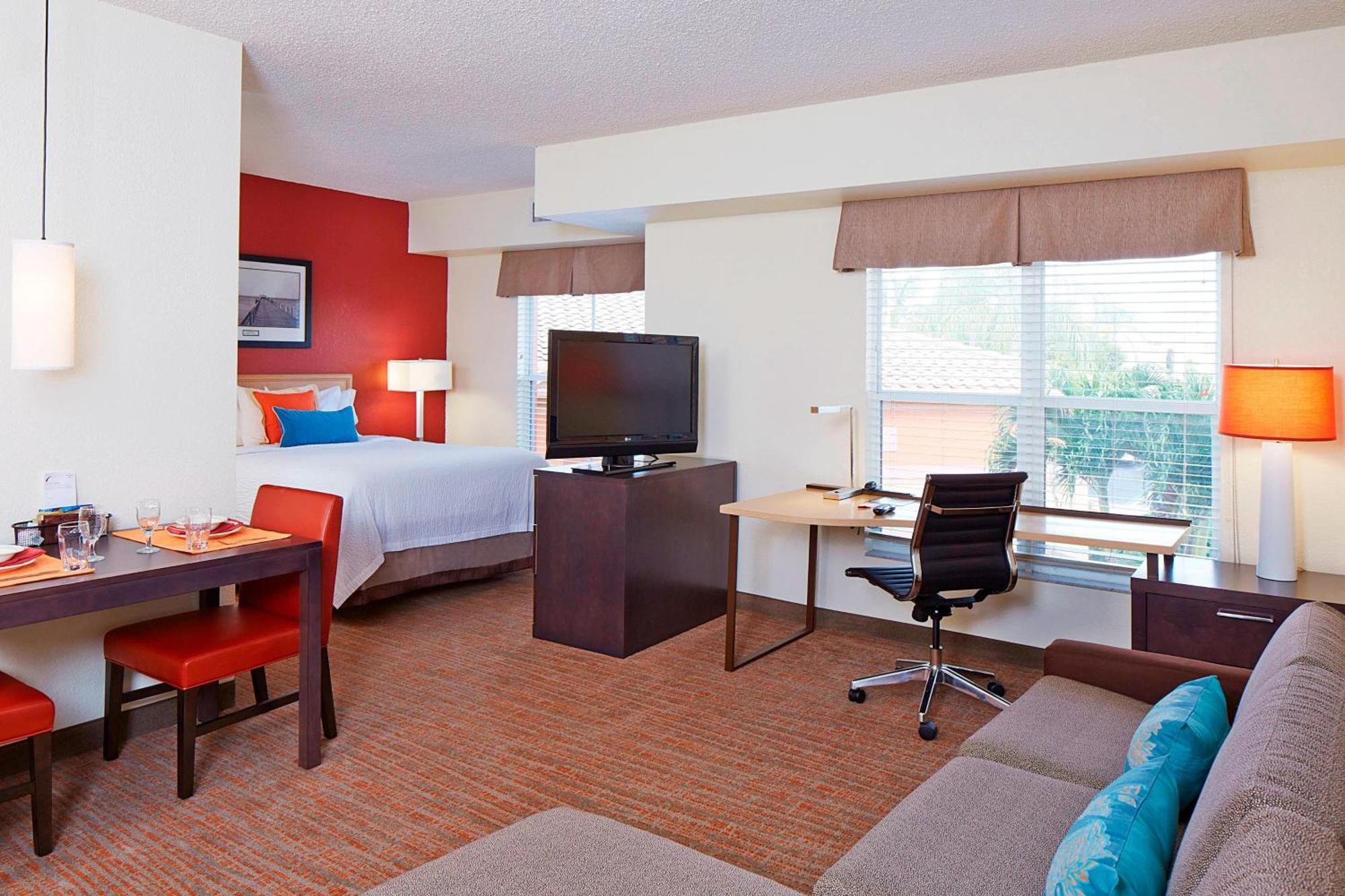 Residence Inn By Marriott Napoli Bagian luar foto