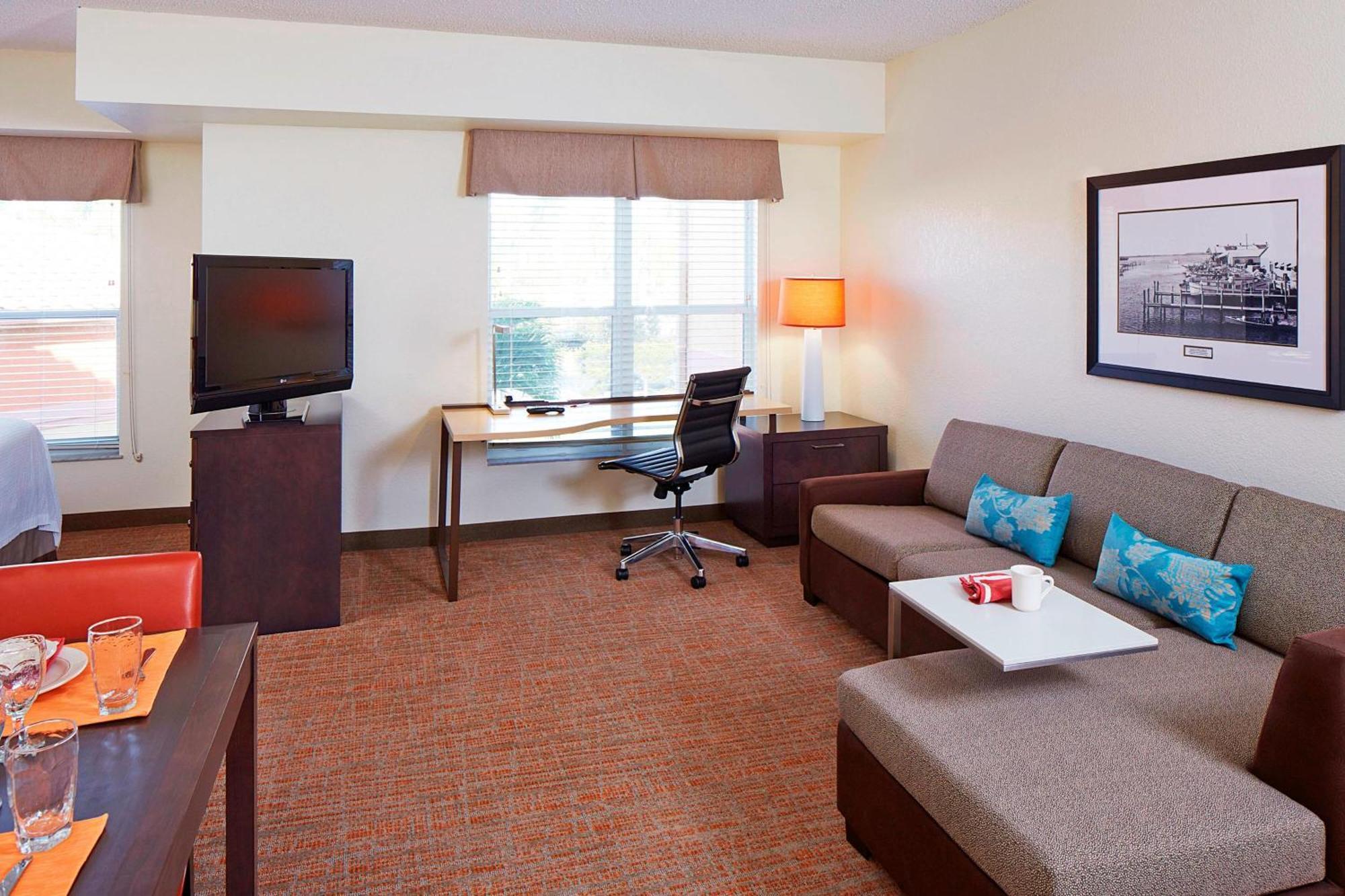 Residence Inn By Marriott Napoli Bagian luar foto